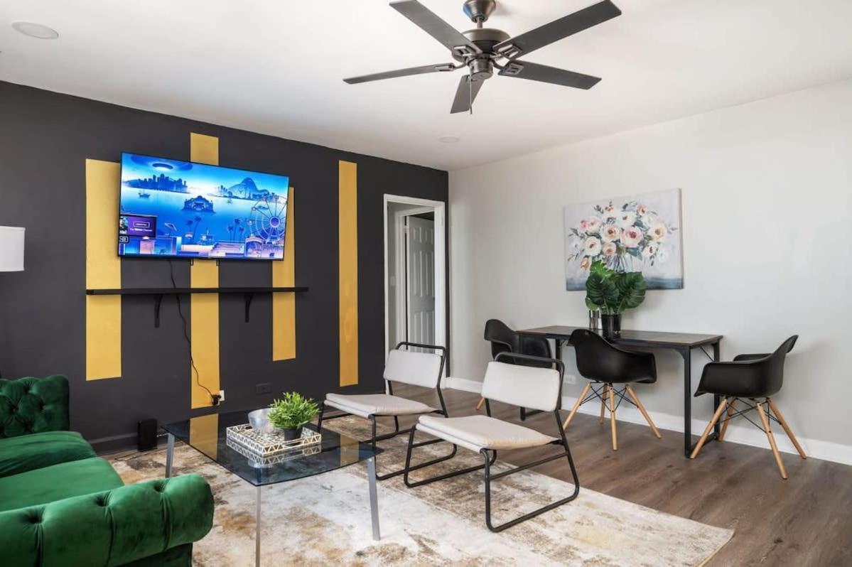 Апартаменты Downtown! Private Balcony! 24 Concierge! Pt11H Атланта Экстерьер фото