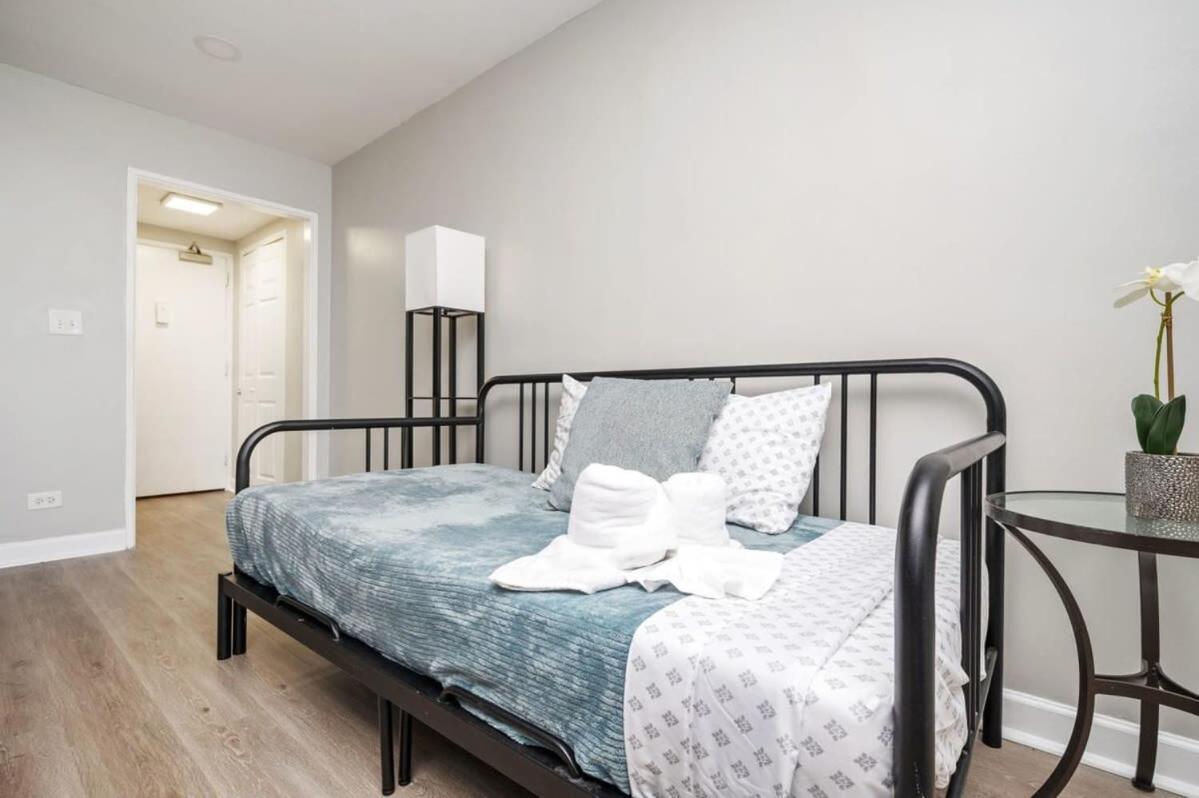 Апартаменты Downtown! Private Balcony! 24 Concierge! Pt11H Атланта Экстерьер фото
